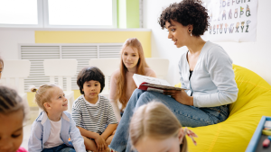 How to set up a story time for your book at the library